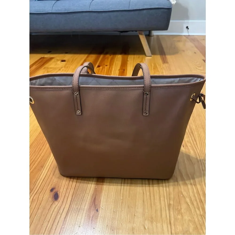 Michael Kors Jet Set Travel Large Drawstring Voyager Tote Bag Tan Brown
